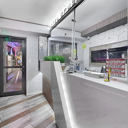 Hotel Opus Bronx Near Bay Plaza Mall ニューヨーク エクステリア 写真