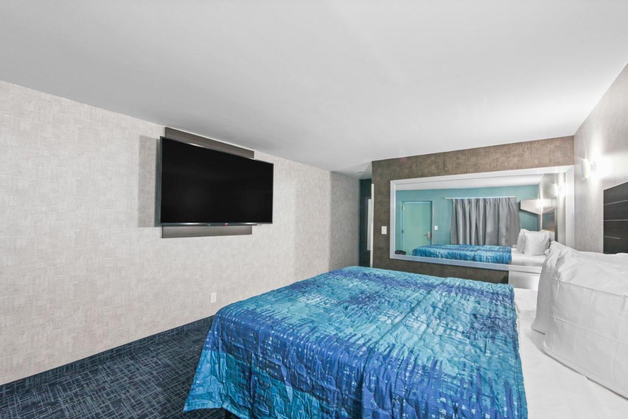 Hotel Opus Bronx Near Bay Plaza Mall ニューヨーク エクステリア 写真